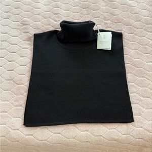 Brunello Cucinelli Black Turtleneck scarf. New!